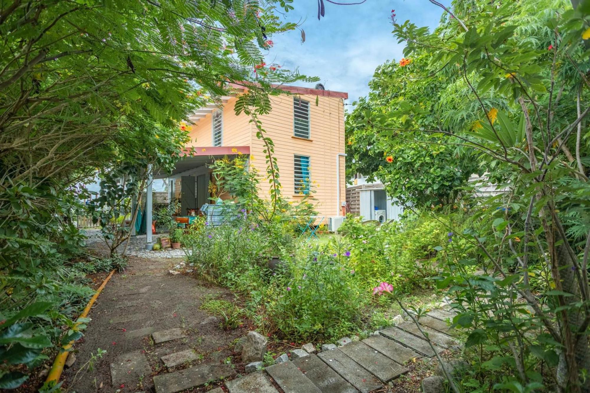 Appartement Cosy Au Carbet Avec Balcon Et Vue Sur Mer 70 M² Le Carbet Eksteriør billede